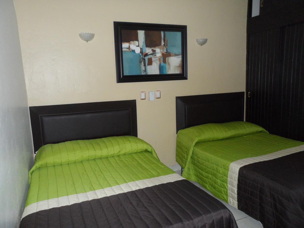 Hotel Fernando Tuxtla Gutiérrez Pokoj fotografie